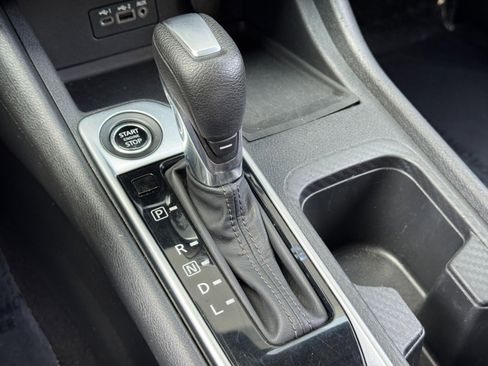 Used 2023 Nissan Sentra SV FWD image 27
