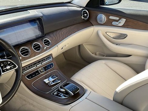 Used 2020 Mercedes-Benz E 350 4MATIC Sedan image 28