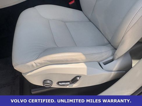 Certified 2025 Volvo XC90 T8 Plus w/ Protection Package Premier AWD/4WD image 30