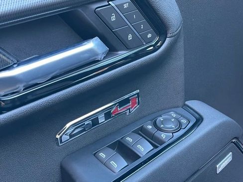 New 2025 GMC Sierra 1500 AT4 w/ AT4 Premium Package image 18