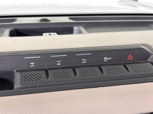 Used 2021 Ford Bronco Wildtrak image 22