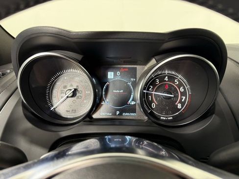 Used 2019 Jaguar F-TYPE Coupe image 11