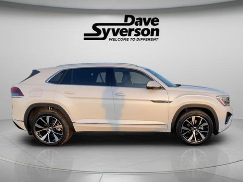 New 2026 Volkswagen Atlas Cross Sport SEL Premium R-Line image 6
