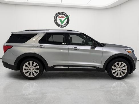 Used 2023 Ford Explorer King Ranch RWD image 6