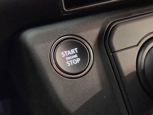 New 2026 Land Rover Defender 110 X-Dynamic SE AWD/4WD image 35