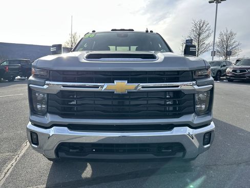 New 2026 Chevrolet Silverado 3500 LT image 13