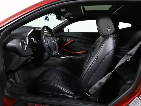 Used 2021 Chevrolet Camaro LT w/ RS Package image 3