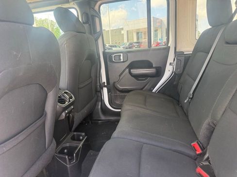 Used 2019 Jeep Wrangler Unlimited Sport S AWD/4WD image 21