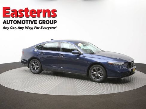 Used 2023 Honda Accord EX image 46