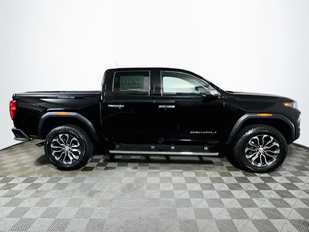 New 2026 GMC Canyon Denali AWD/4WD image 8