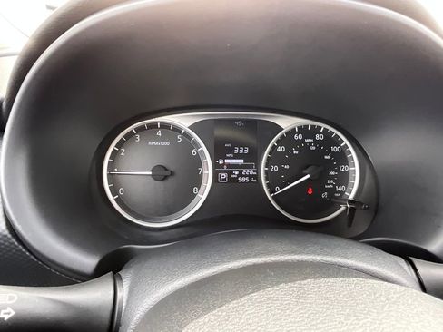 Certified 2025 Nissan Kicks Play S image 33