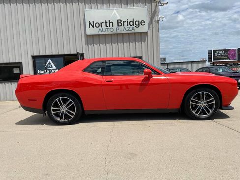 Used 2019 Dodge Challenger GT w/ Driver Convenience Group image 25