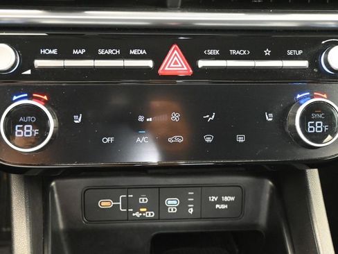 Used 2025 Hyundai Tucson SEL FWD image 33