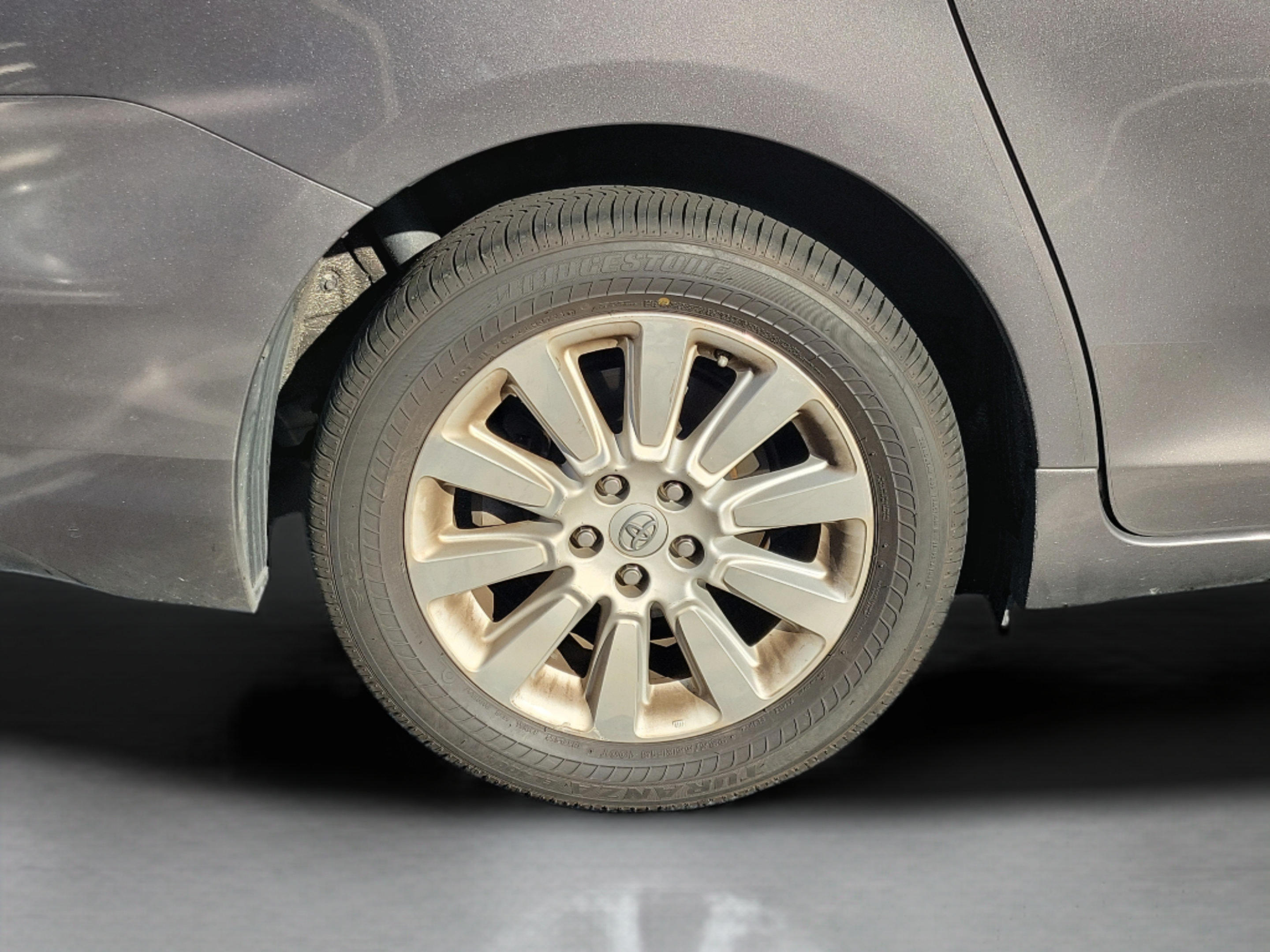 Used 2015 Toyota Sienna Limited Premium AWD/4WD image 11