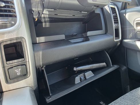Used 2016 RAM 1500 Big Horn AWD/4WD image 23