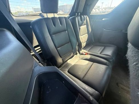 Used 2015 Ford Explorer XLT w/ Equipment Group 202B AWD/4WD image 14