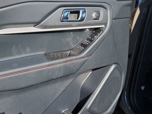 New 2026 Ford Explorer ST image 21