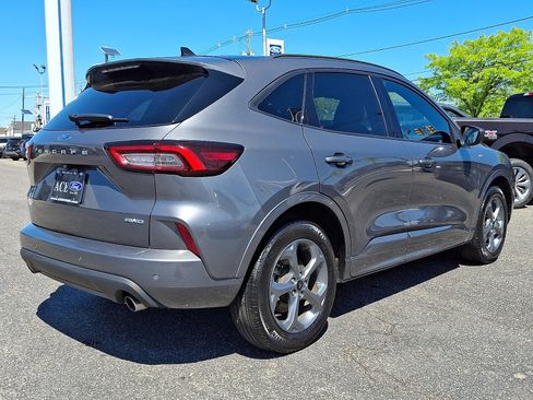 Certified 2023 Ford Escape ST-Line w/ Tech Pack #1 AWD/4WD image 6