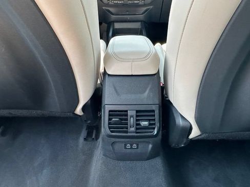 Used 2025 BMW 228i xDrive AWD/4WD image 31