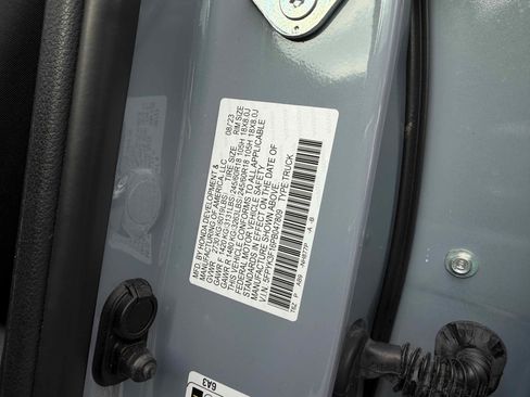 Used 2023 Honda Ridgeline Sport image 32