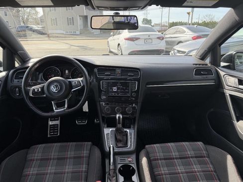 Used 2016 Volkswagen GTI S image 23