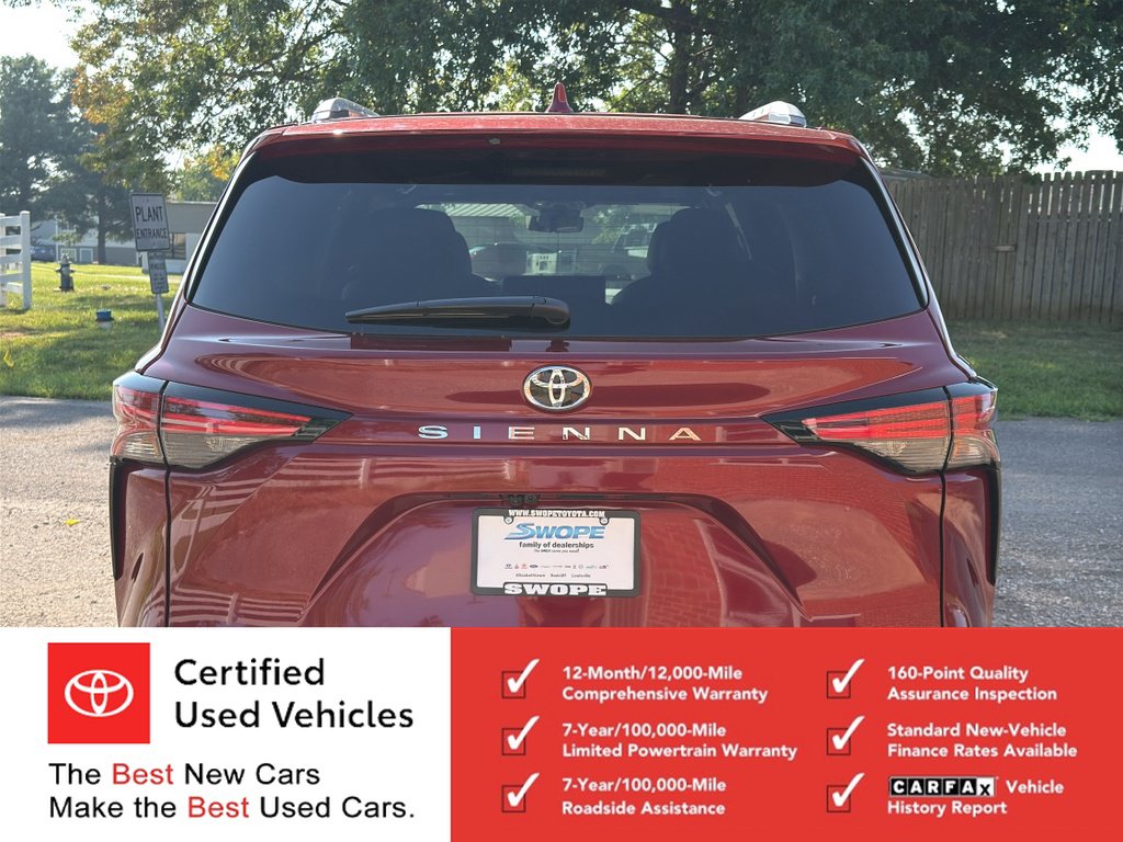 Used 2026 Toyota Sienna Limited AWD/4WD image 4