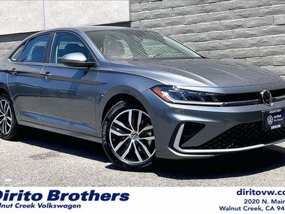 Used 2025 Volkswagen Jetta SE