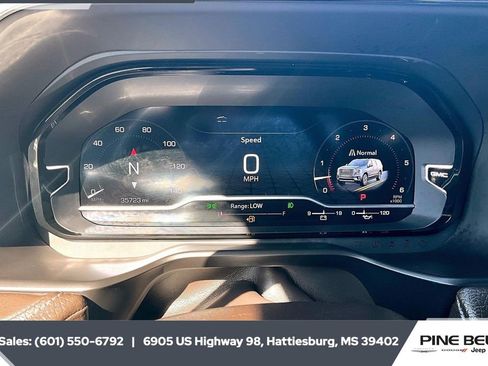 Used 2023 GMC Yukon Denali image 14