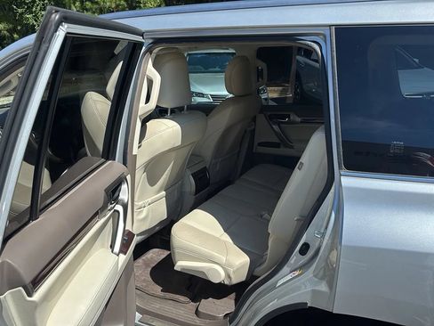 Used 2015 Lexus GX 460 w/ Premium Package AWD/4WD image 18
