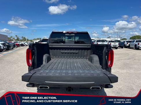 Used 2024 GMC Sierra 1500 Denali AWD/4WD image 16