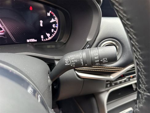 Used 2025 MAZDA CX-70 3.3 Turbo S w/ Premium Package image 57