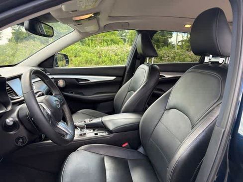Used 2019 INFINITI QX50 Essential w/ Proactive Package AWD/4WD image 19