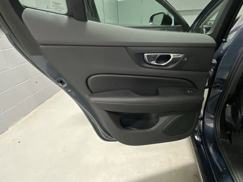 Certified 2025 Volvo S60 B5 Core image 8