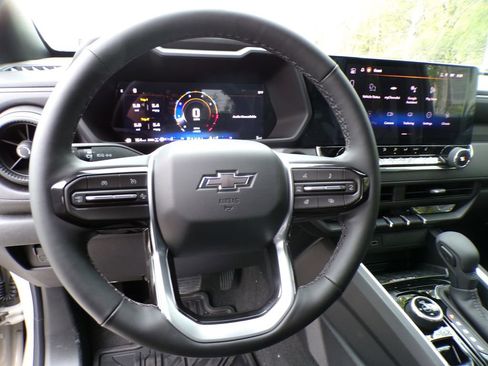 New 2026 Chevrolet Colorado Trail Boss AWD/4WD image 12
