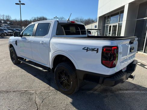 New 2025 Ford Ranger Lariat w/ Black Appearance Package AWD/4WD image 5