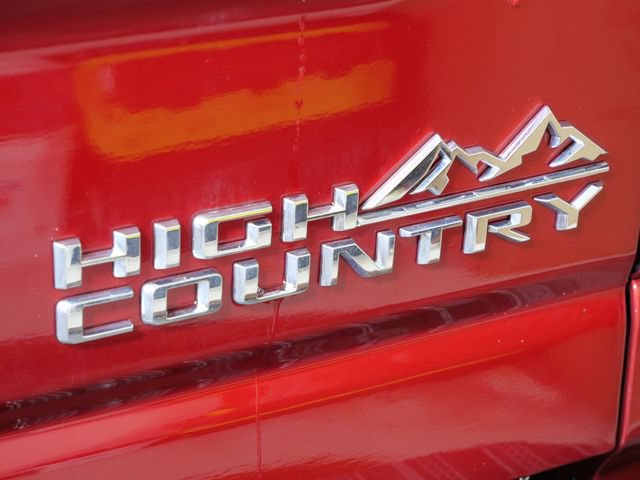 Used 2025 Chevrolet Silverado 3500 High Country w/ Technology Package AWD/4WD image 10