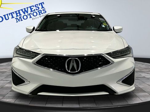 Used 2019 Acura ILX FWD image 2