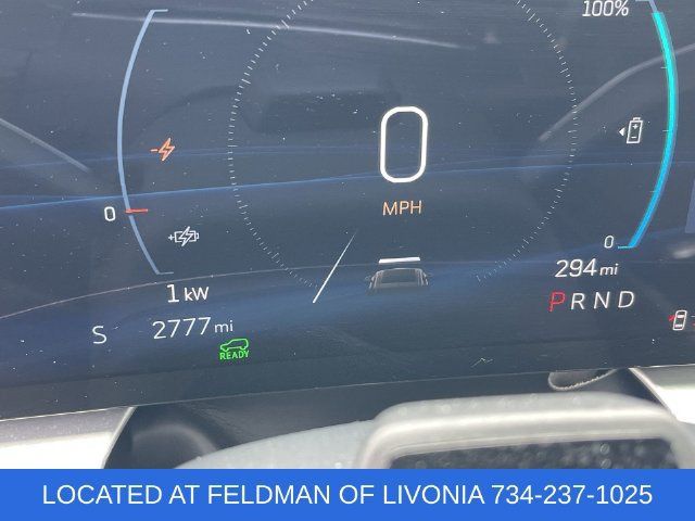 Used 2024 Cadillac Lyriq Luxury w/ LPO, Floor Liner Package AWD/4WD image 12