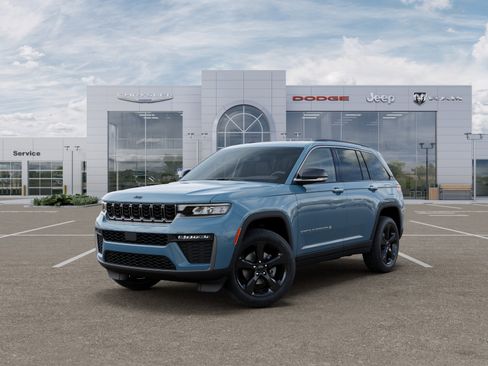 New 2026 Jeep Grand Cherokee Limited w/ Limited Altitude Package AWD/4WD image 29