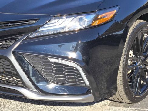 Used 2024 Toyota Camry XSE image 9