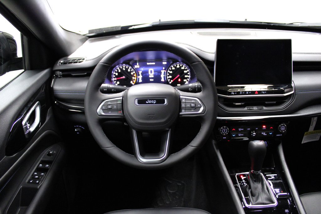 New 2026 Jeep Compass Limited AWD/4WD image 12