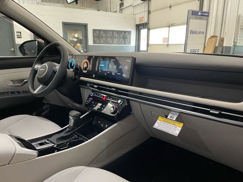 New 2026 Hyundai Tucson SEL image 14