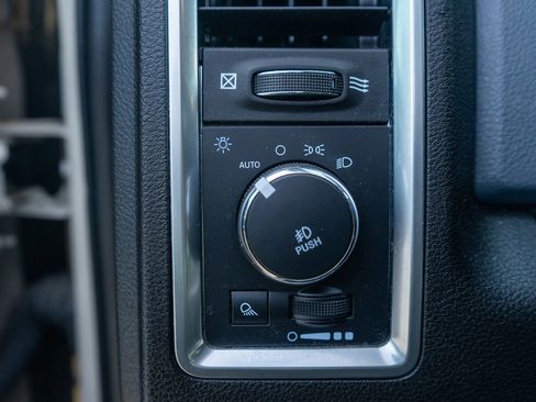 Used 2019 RAM 1500 Classic Warlock image 15