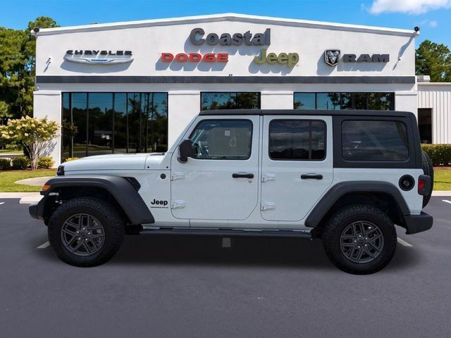 Used 2025 Jeep Wrangler Unlimited Sport AWD/4WD image 7