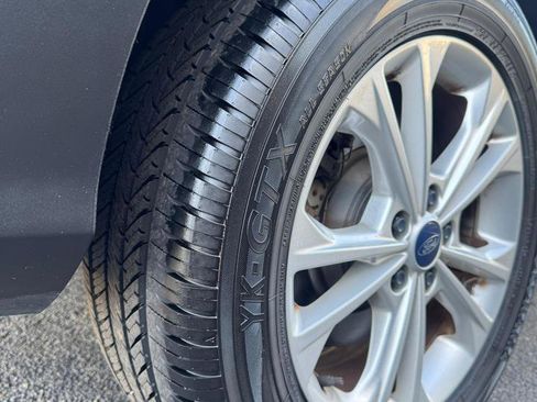 Used 2018 Ford Escape SE FWD image 23