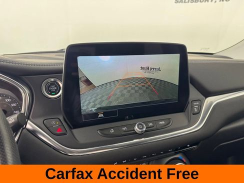 Used 2024 Chevrolet Blazer LT w/ Convenience Package image 3