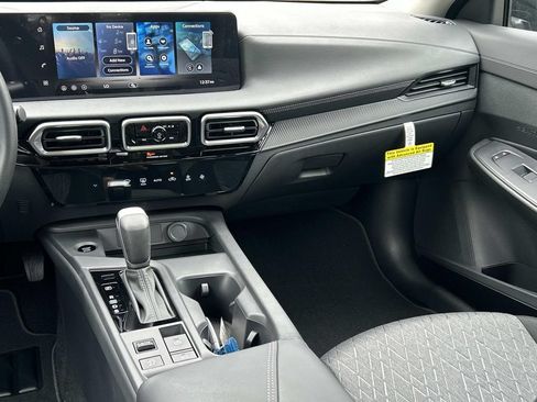 New 2026 Nissan Sentra SV w/ Floor Mat Package FWD image 21