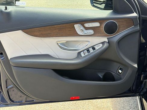Used 2020 Mercedes-Benz C 300 Sedan image 21