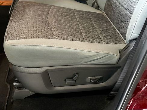 Used 2018 RAM 1500 Big Horn image 18