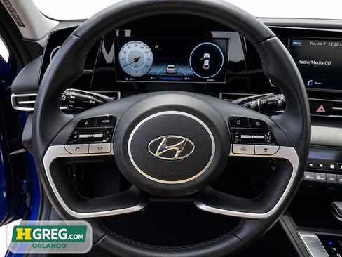 Used 2022 Hyundai Elantra SEL w/ Convenience + Premium Package FWD image 11
